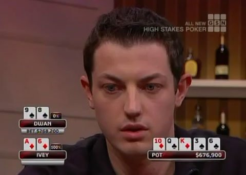 Том известен своими невероятными блефами