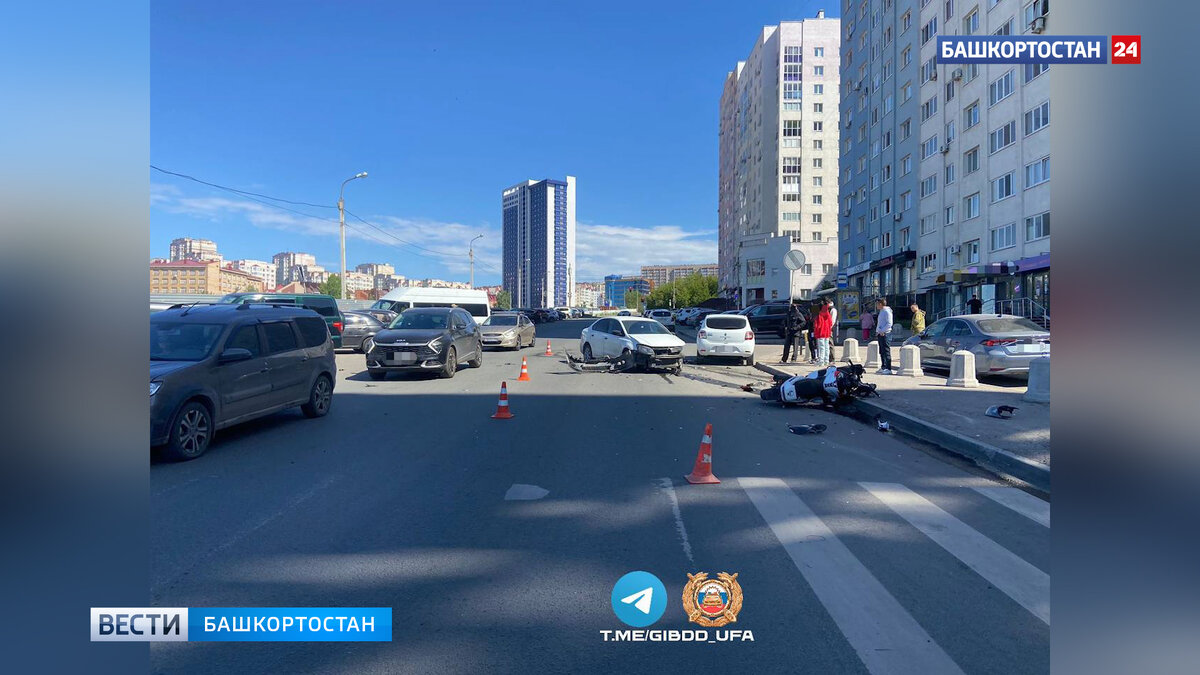    Мотоциклист получил различные переломы в тройном ДТП на улице Габдуллы Амантая в Уфе