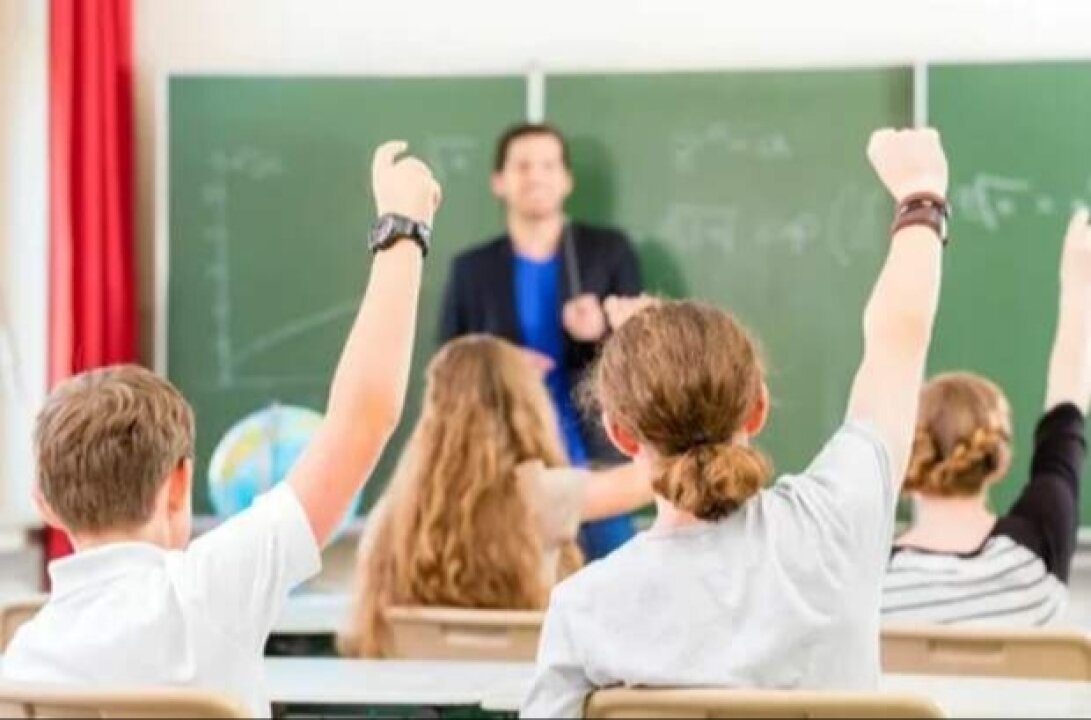    Госдума рассмотрит проект о досрочной пенсии для педагогов колледжей