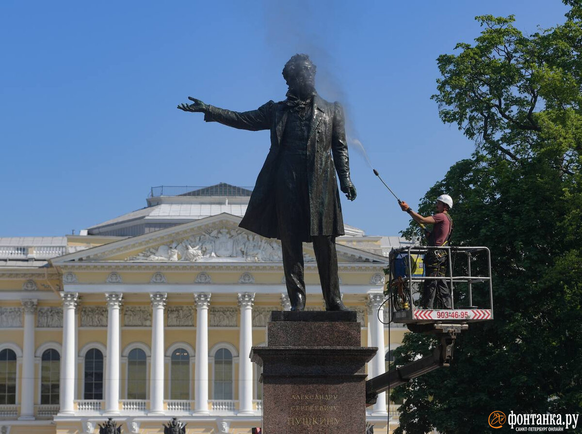 27 мая Санкт-Петербург с самого утра готовят к дню рождения. Читайте на  