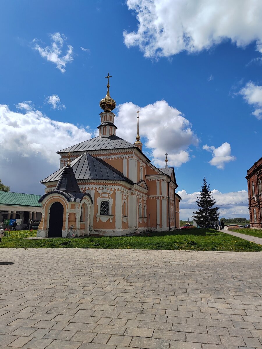 Кресто-Никольская церковь.