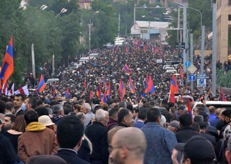    Армяне вышли на акции протеста. Требуют отставки Пашиняна