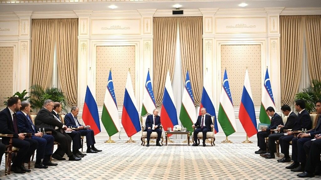     Российско-узбекистанские переговоры. Источник: kremlin.ru Автор фото: Сергей Бобылёв, РИА «Новости»