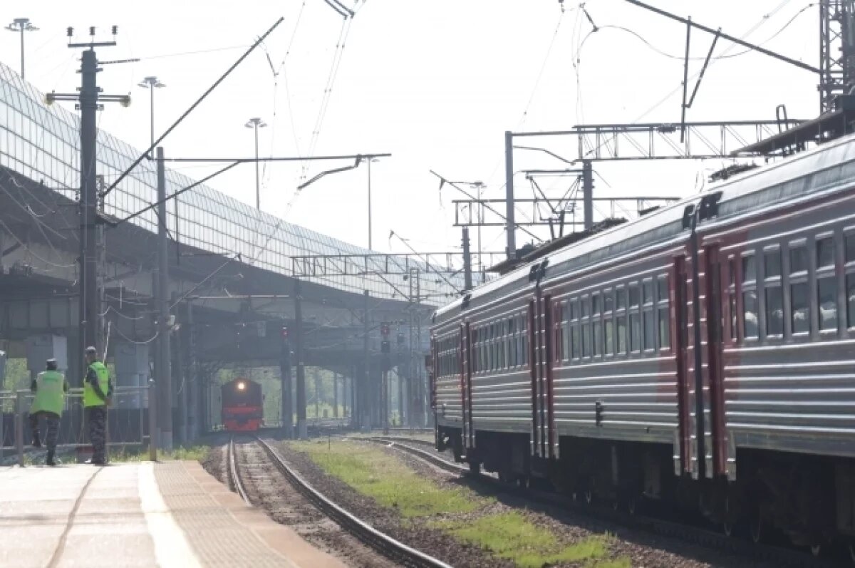    С Финляндского вокзала запущены тактовые электрички до Мельничного Ручья