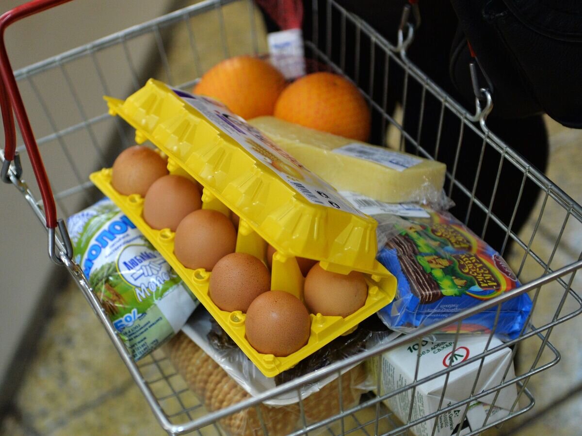    Куриные яйца© РИА Новости / Алексей Мальгавко