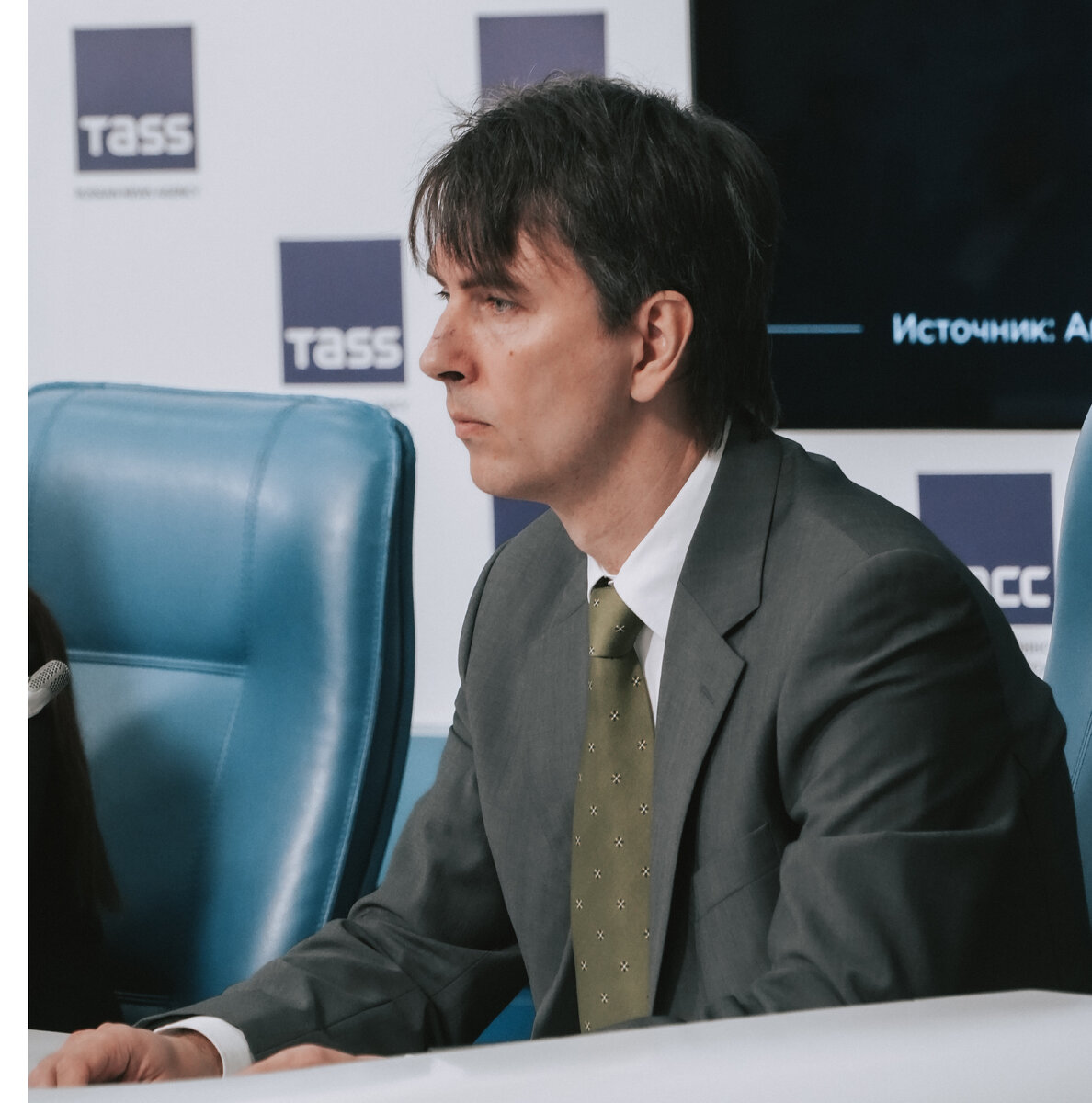 социолог Роман Бумагин