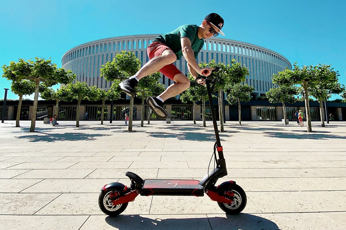     За пьяную езду на самокате будут жестко наказывать: штраф вырастет в 30 раз