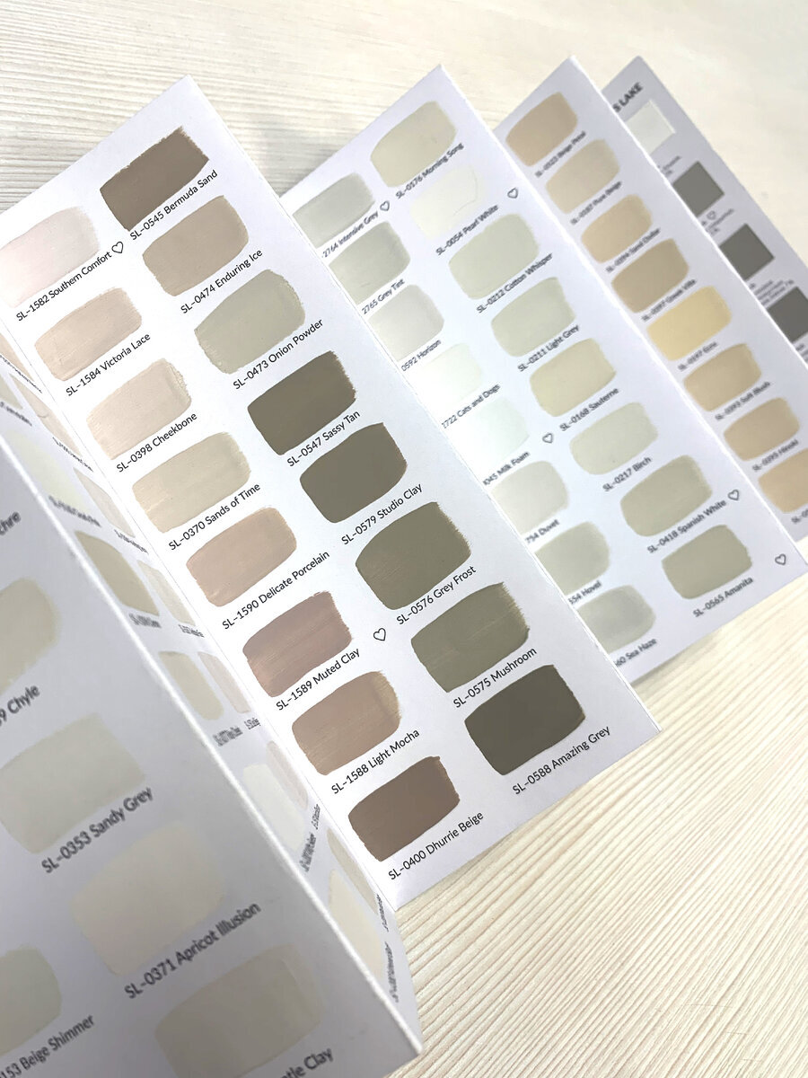 Колеровать краску сейчас можно почти во всех интерьерных салонах. Мы осуществляем подбор как по цвету из палитры, так и колеруем самостоятельно под запрос клиента.