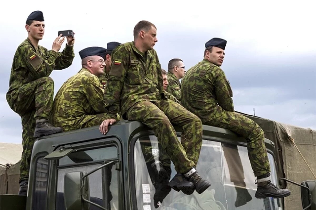    «Поедут домой в гробах».