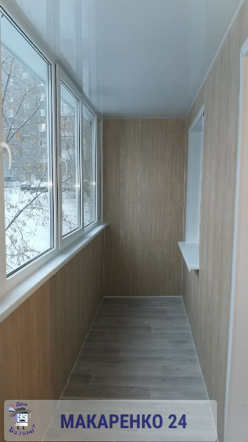 Отделка потолка на балконе от компании Дон Балкон +7 (342) 299-99-66	

