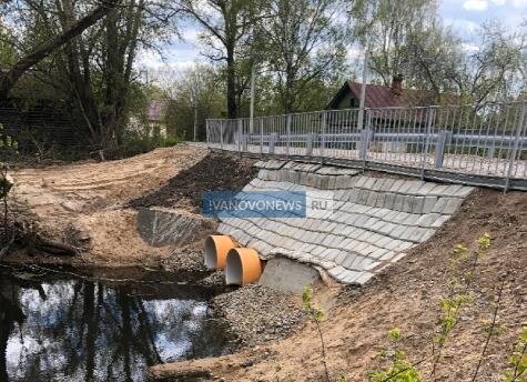    Новый мост через реку Черную в Писцове назвали «шедевром»