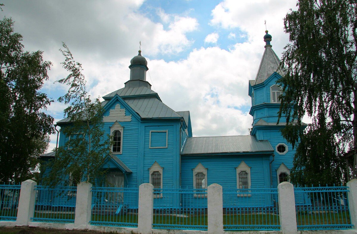 Храм Архангела Михаила в Малых Ясырках