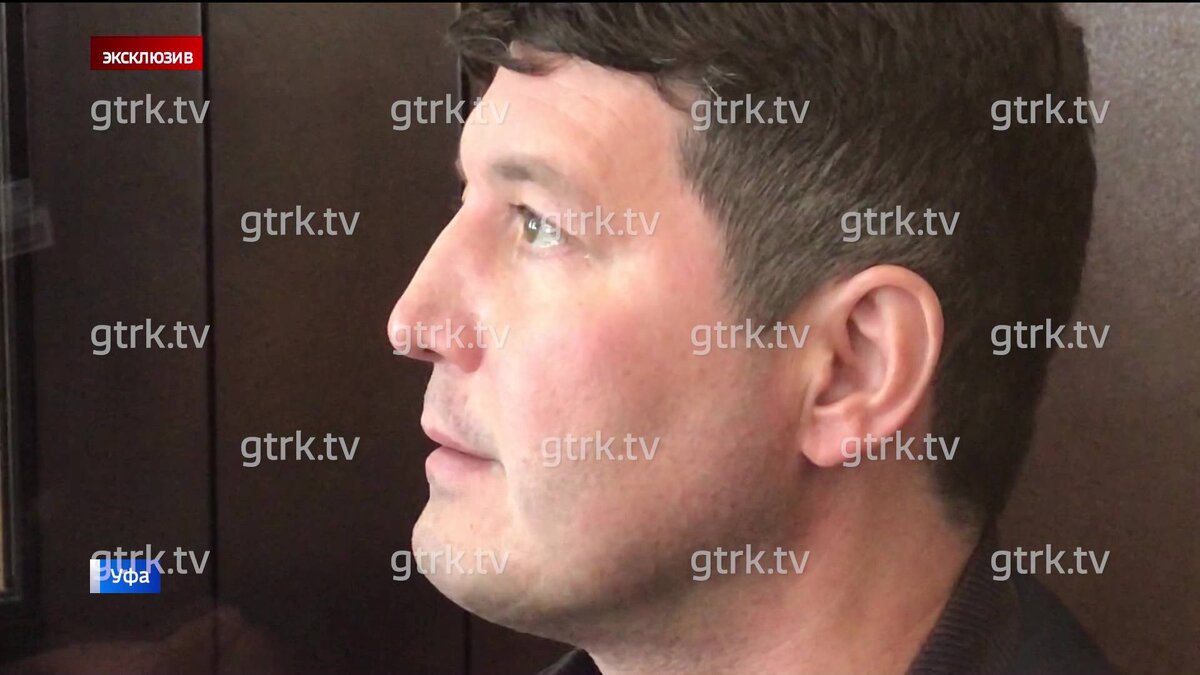    Молился и плакал: публикуем подробности обысков и ареста обвиняемого во взятках экс-ректора в Уфе