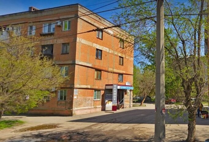    Происшествие случилось у старой 4-этажки на юге Волгограда. Фото: Скриншот Яндекс.Карты