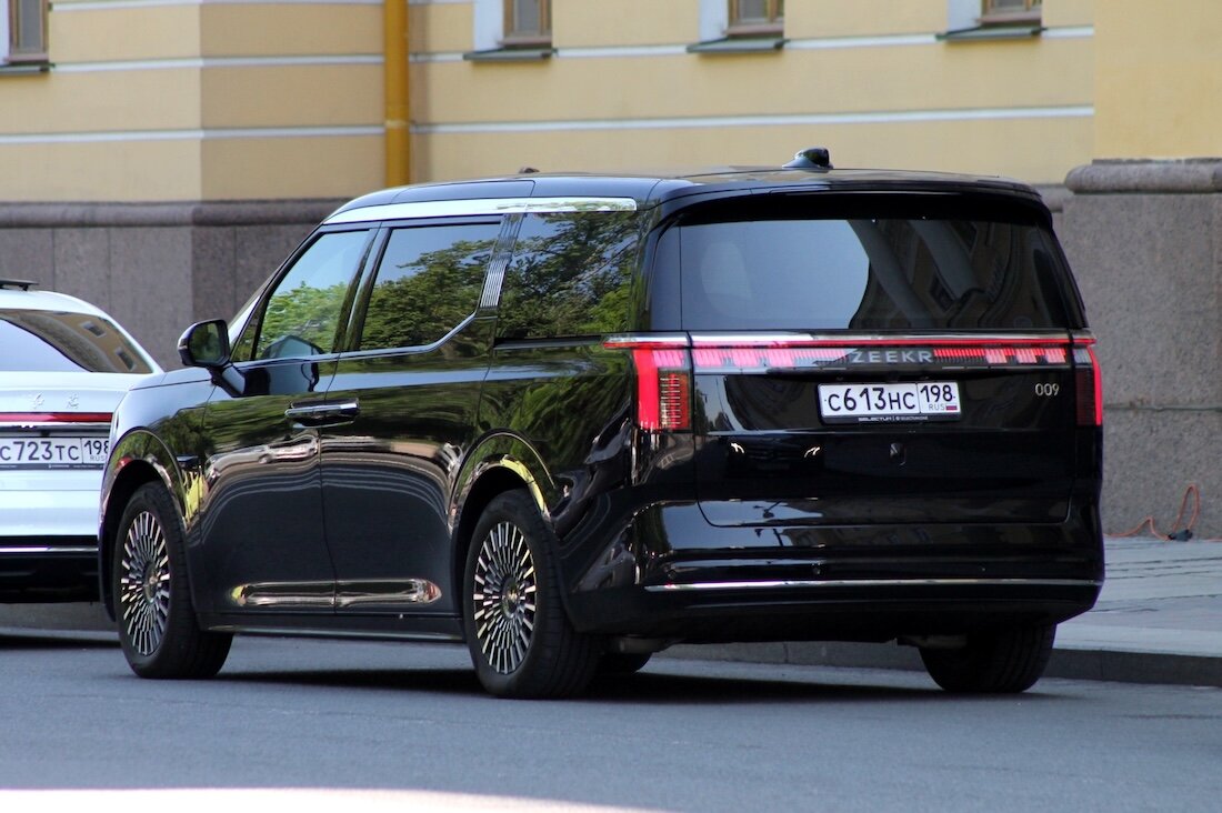 Названы самые популярные у нас электромобили с пробегом | Автомобиль года в  России | Дзен