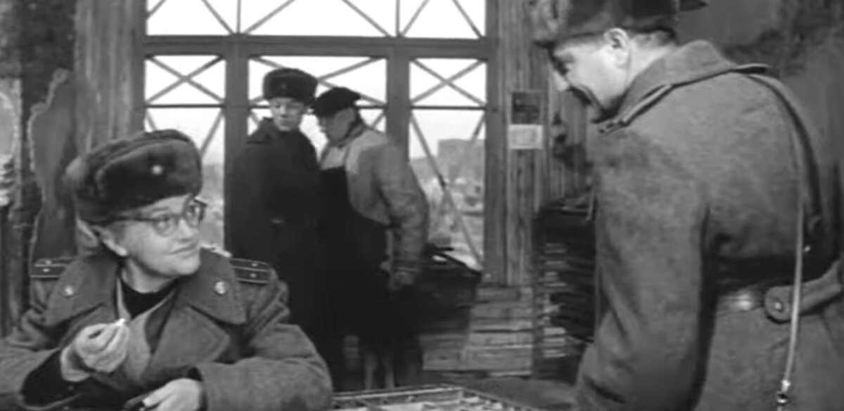 Кадр из кинофильма "Чистые пруды", 1965 г.,  режиссер Алексей Сахаров, сценарист Белла Ахмадулина, композитор Юрий Левитин (скриншот)