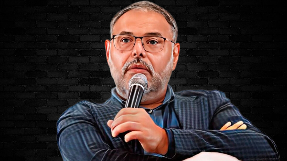 Михаил Хазин. 