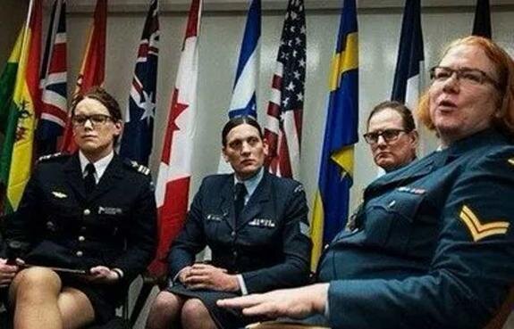    «Голубая кровь» элиты США и Европы уступает место «голубой ориентации»