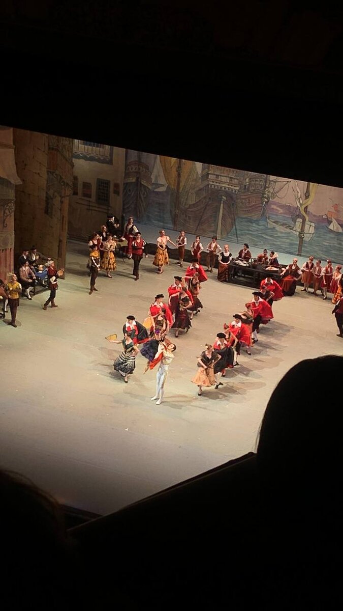 Действие I. Танцовщица — Анастасия Нуйкина, Тореадор — Роман Беляков.