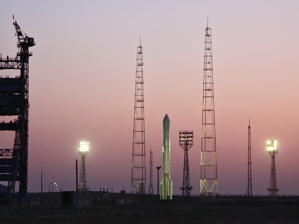    Пуск Ракеты-носителя "Протон-М" со спутником "Глонасс"© РИА Новости / Олег Урусов