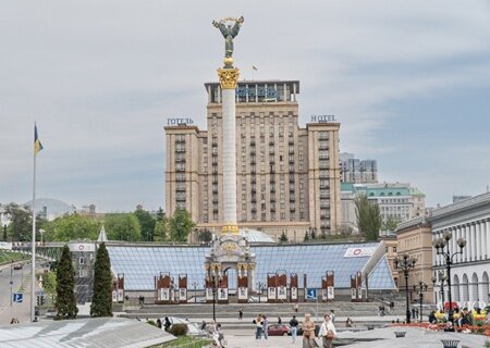    Власти спешат узаконить передел собственности на Украине