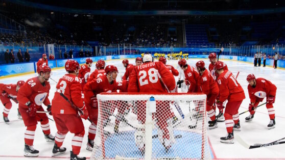    Хоккейная сборная России поднялась на 2-е место в рейтинге IIHF Роман Захаров