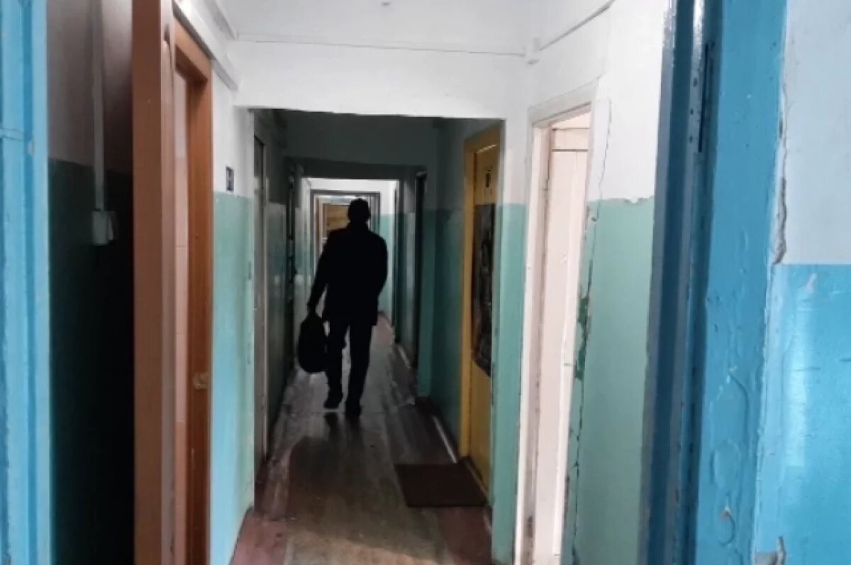    Новосибирцы выступили против заселения мигрантов в общежитие