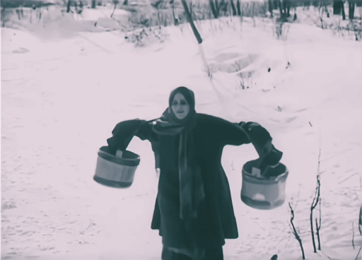 Падчерица Марфуша, старикова дочь. Кинофильм "Морозко", 1924г. Гиф-файл автора канала