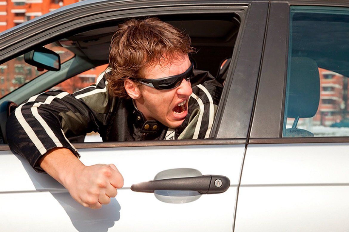 Кого в рамках проекта закона считать нормальным, а кого - отморозком? Вот это вопрос.