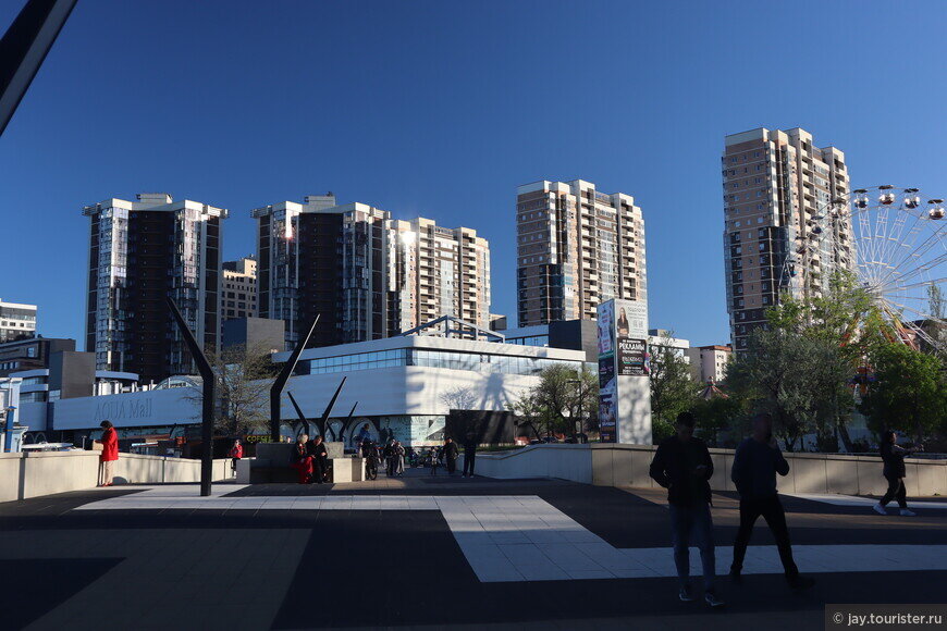 Набережная Адмирала Серебрякова © Татьяна Квичанская