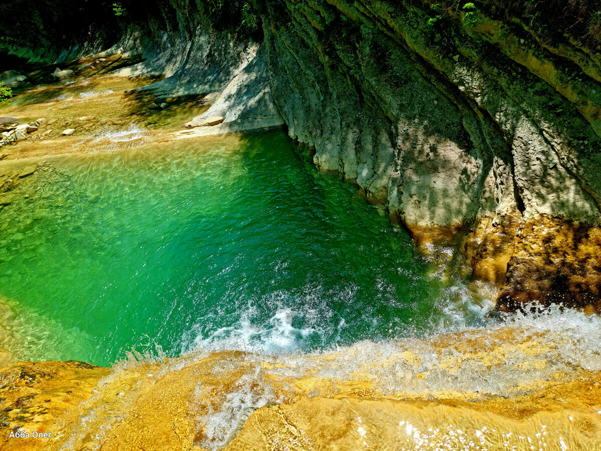 Лагуна для купания водопада Дольменный ( Водопад Желаний )