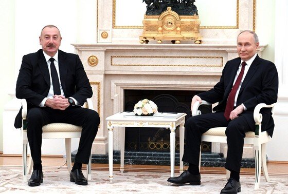    Президент РФ Владимир Путин с президентом Азербайджана Ильхамом Алиевым