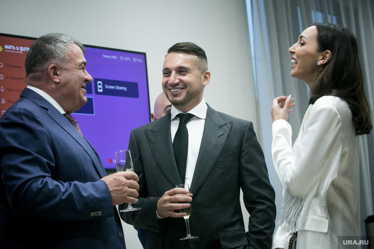 Изменял жене? «Идеальным семейным отношениям» Алсу и Яна Абрамова ...