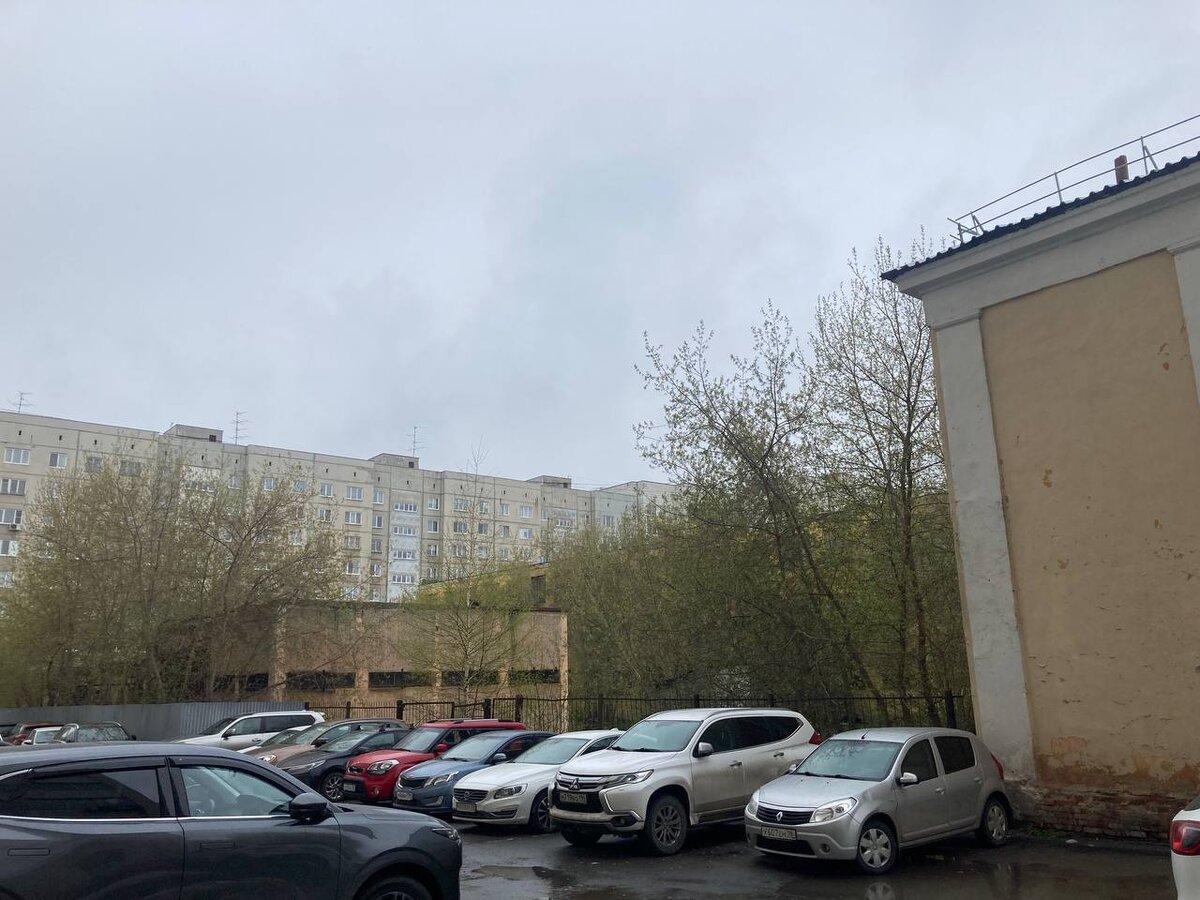 Вот так меня встретила погода на выходе.