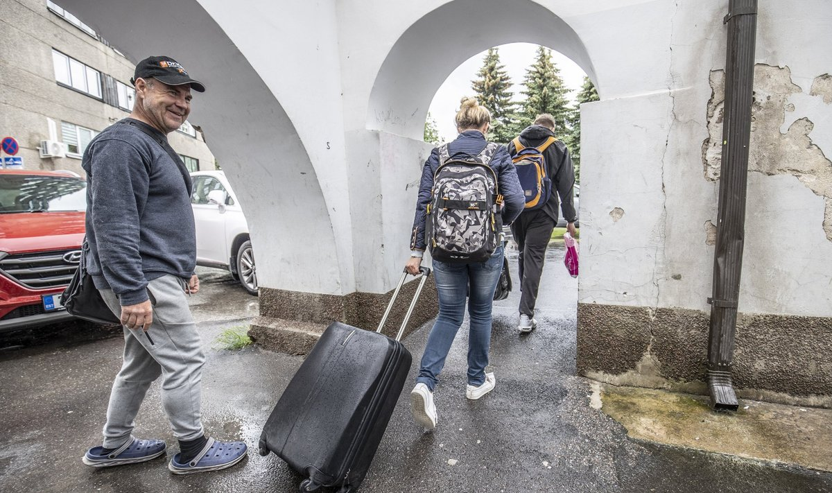 Ничего не ждет украинских беженцев по прибытии в Нарву