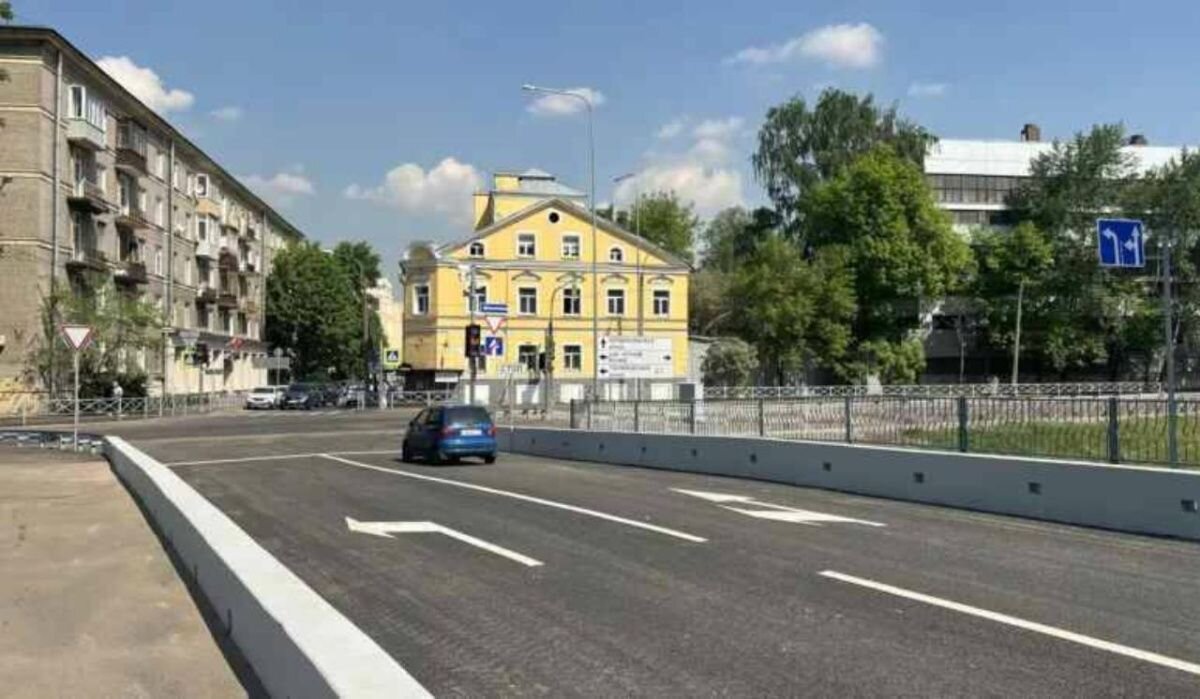     Проезд через новый мост. Источник: 78.ru Автор фото: Пресс-служба Администрации Санкт-Петербурга