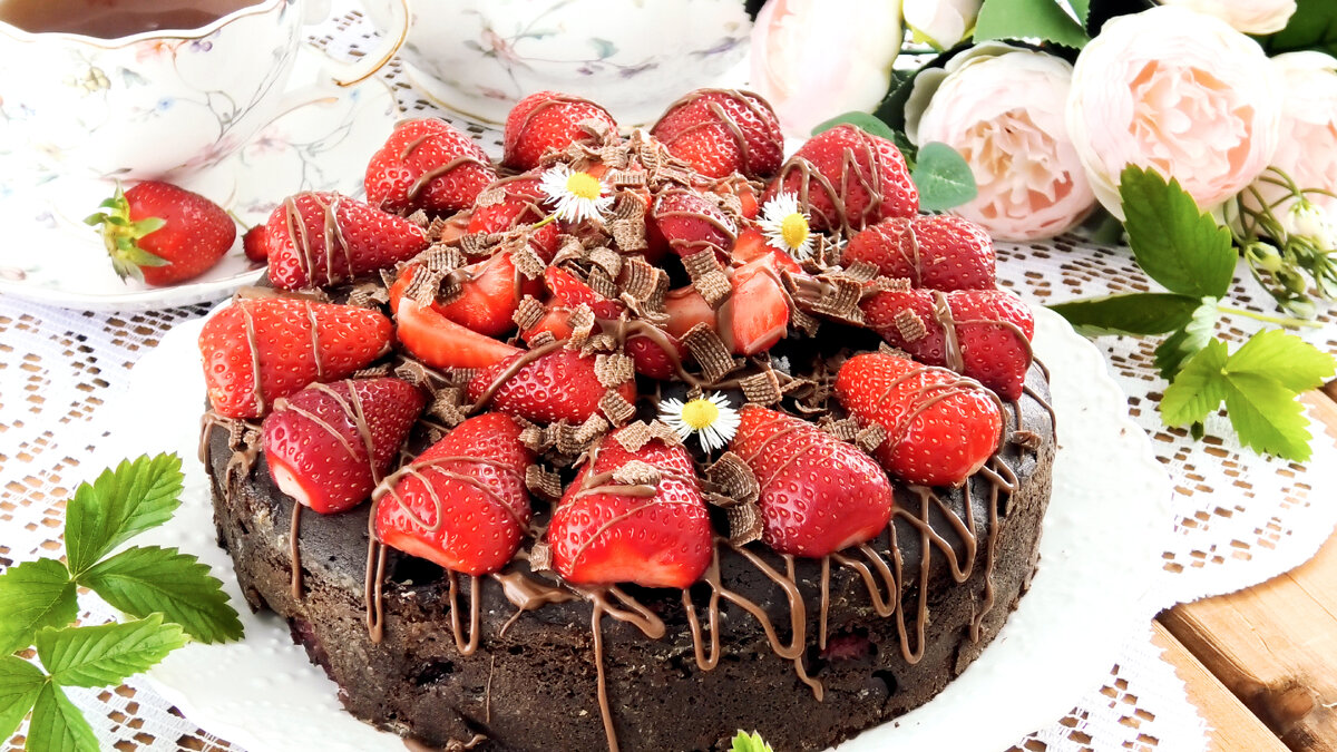 Ароматный летний пирог *Клубника в шоколаде* 🍓🍫 | ПРОСТОРЕЦЕПТ | Дзен