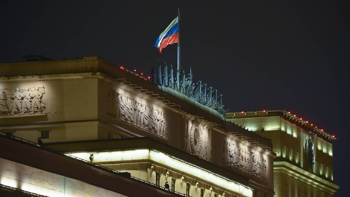 Фото: https://tvzvezda.ru/ (https://mcdn.tvzvezda.ru/storage/news_other_images/2024/05/13/596a588b61124f12ac65bdf70787e492.jpg)
