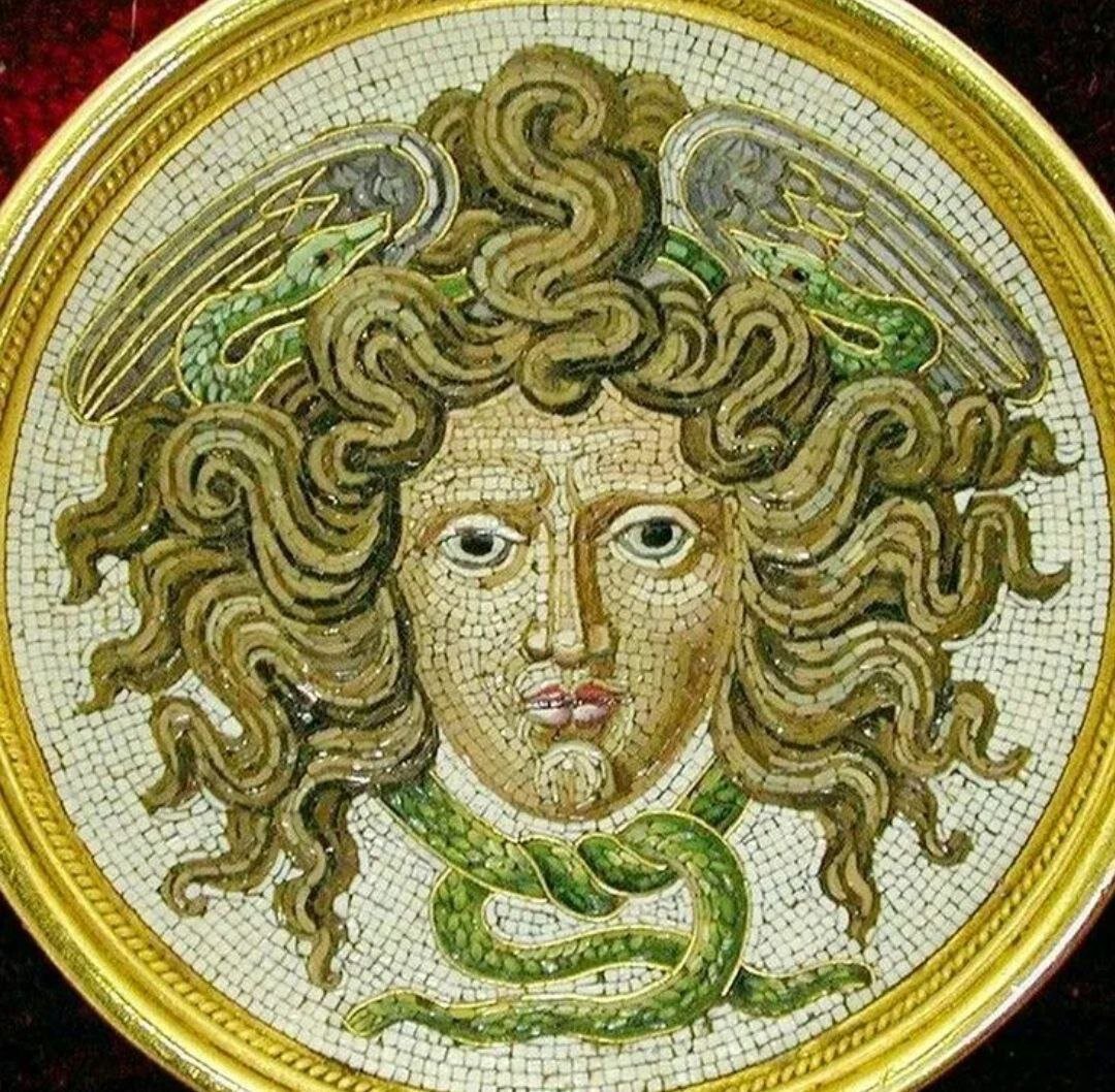 Одно из самых древних изображений Медузы Горгоны. Фото из свободного доступа