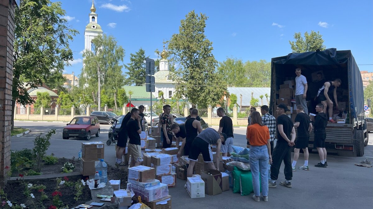  Волонтёры собрали 10 тонн гуманитарного груза. Фото: Добро.Центр города Рязани