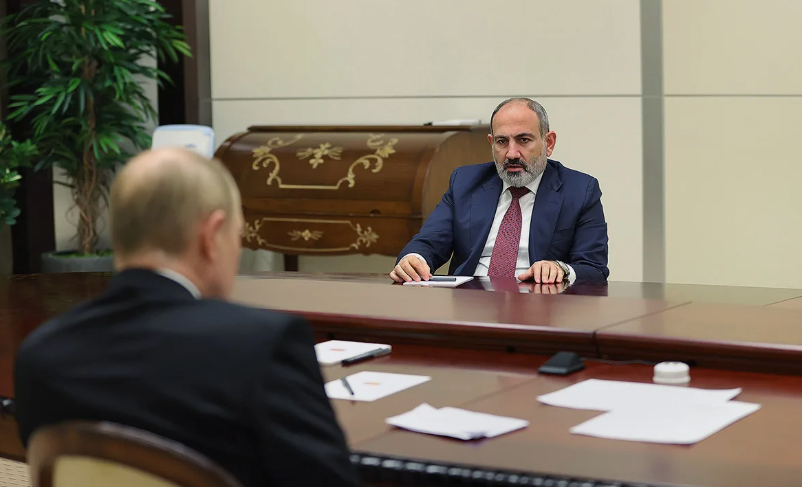 Никол Пашинян и Владимир Путин