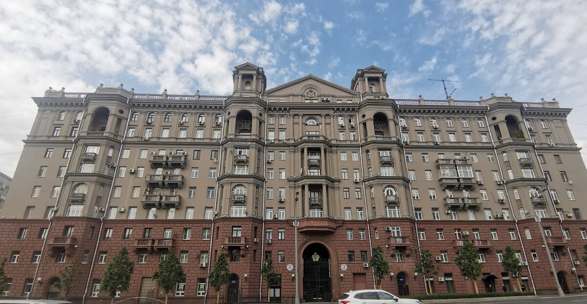 Тот самый дом за который дали премию, а потом забрали