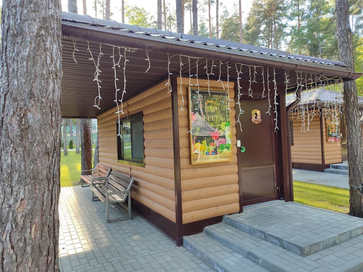 Отель "Привал" шале