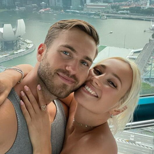     Клава Кока не желает мириться с Александром Повериным