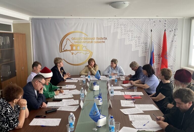    Общественная палата: как противостоять вызовам, угрожающим семейным устоям? Андрей Севостьянов