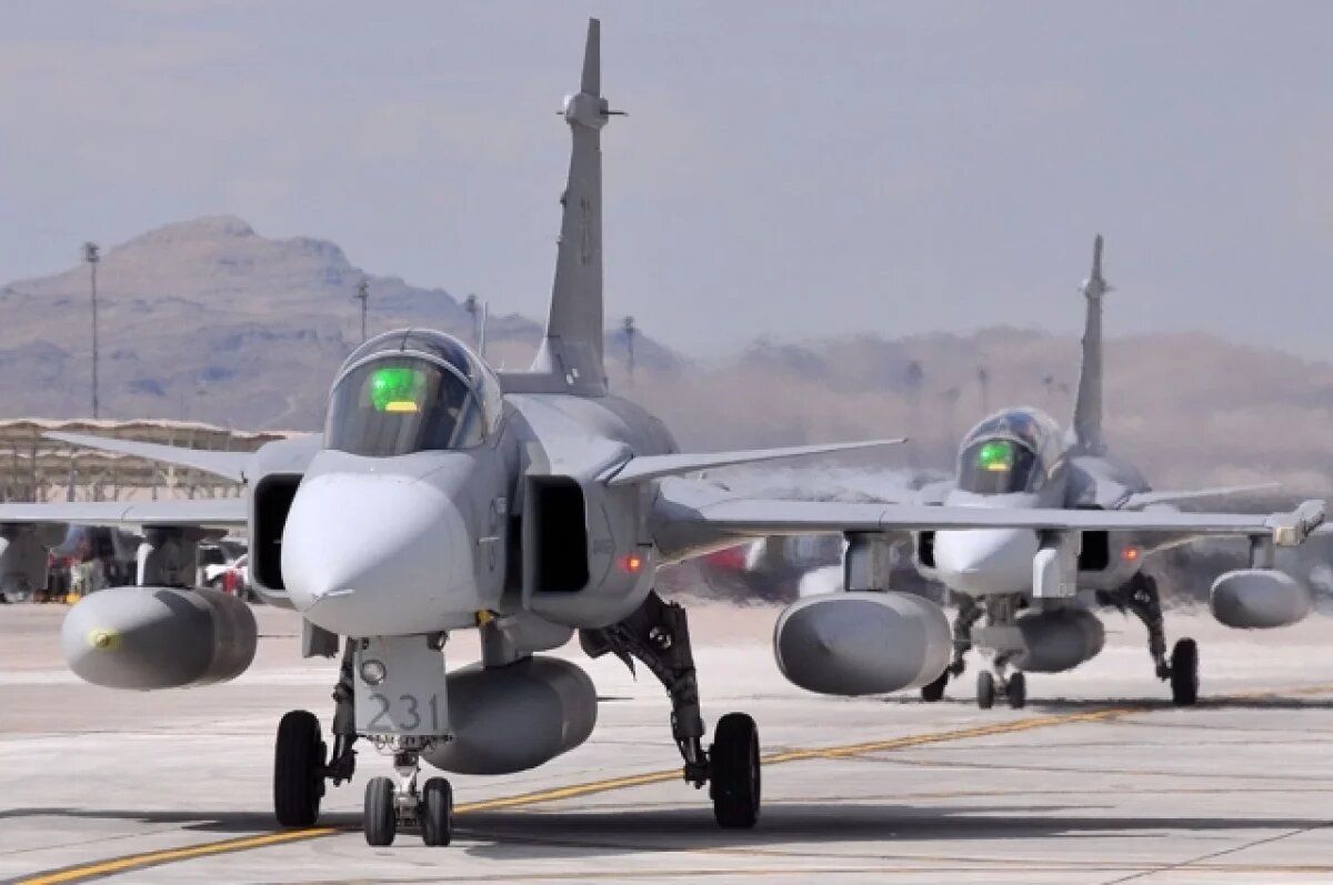    Швеция отложила планы по отправке Украине истребителей Gripen