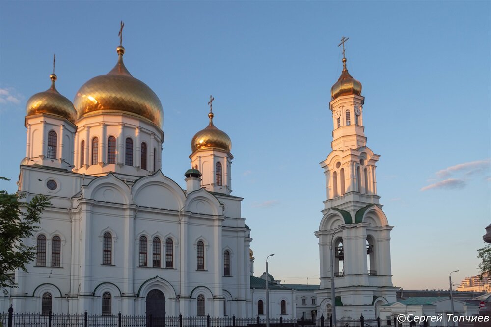 На рассвете выезжаем из Ростова