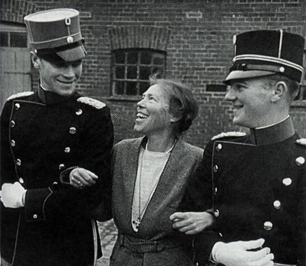 Как сложилась судьба сыновей Ольги Александровны, сестры Николая II