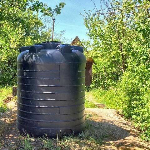 Бак для полива 2000л черный