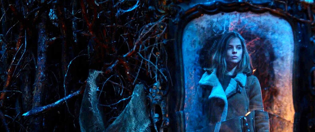 Кадр из к/ф «Отражение тьмы».